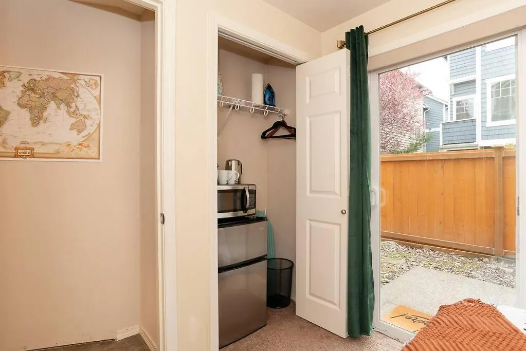Apartment Snug Suite Near Greenlake! Seattle